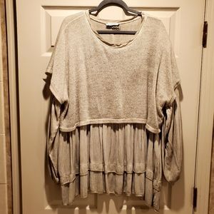 Liabella loose fitting sweater. XL
